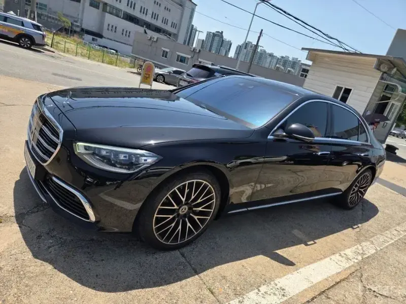 2022 Mercedes-Benz S-Класс с пробегом 22 544 км