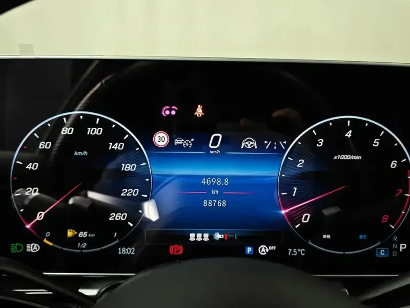 2023 Mercedes-Benz S-Класс с пробегом 88 768 км
