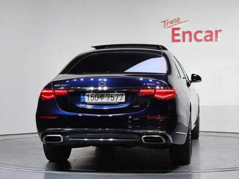 2022 Mercedes-Benz S-Класс с пробегом 65 924 км