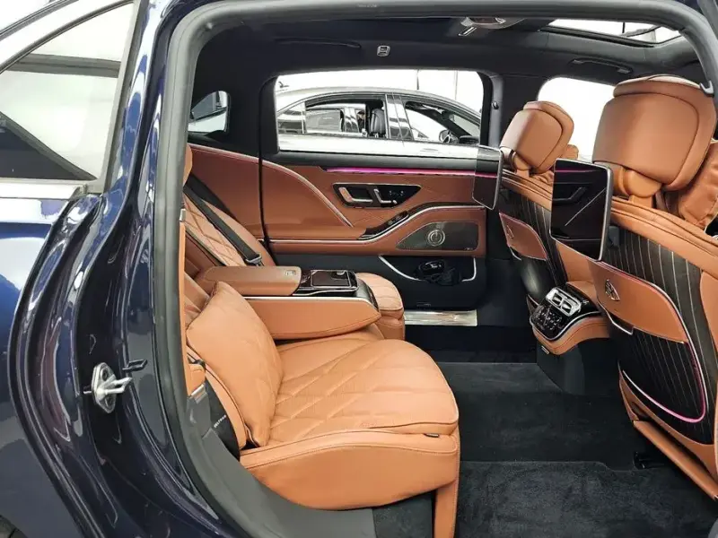 2022 Mercedes-Benz S-Класс с пробегом 65 924 км