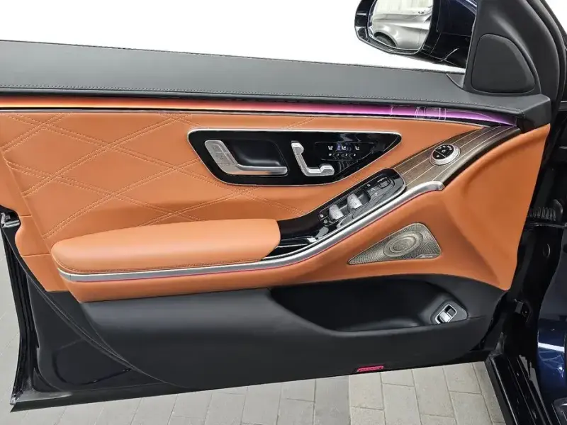 2022 Mercedes-Benz S-Класс с пробегом 65 924 км