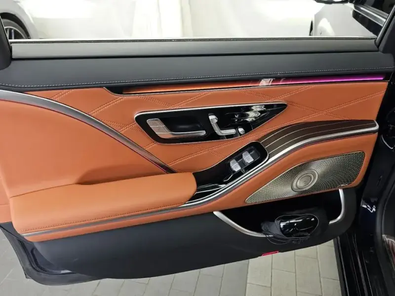 2022 Mercedes-Benz S-Класс с пробегом 65 924 км