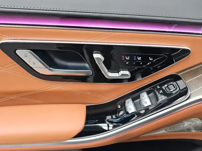 2022 Mercedes-Benz S-Класс с пробегом 65 924 км