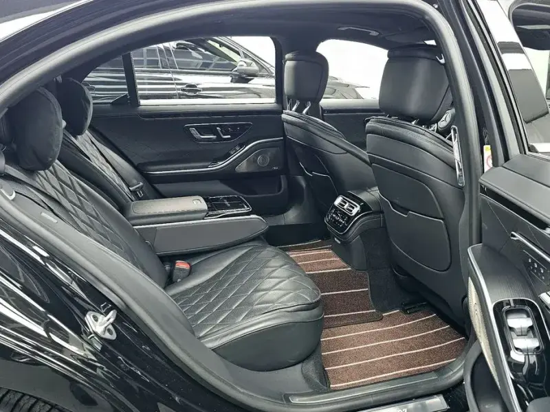 2022 Mercedes-Benz S-Класс с пробегом 43 265 км