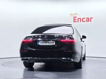 2022 Mercedes-Benz S-Класс с пробегом 54 069 км