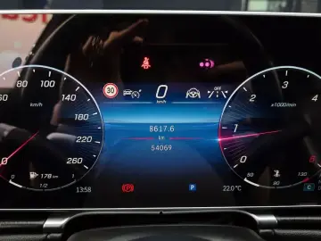 2022 Mercedes-Benz S-Класс с пробегом 54 069 км