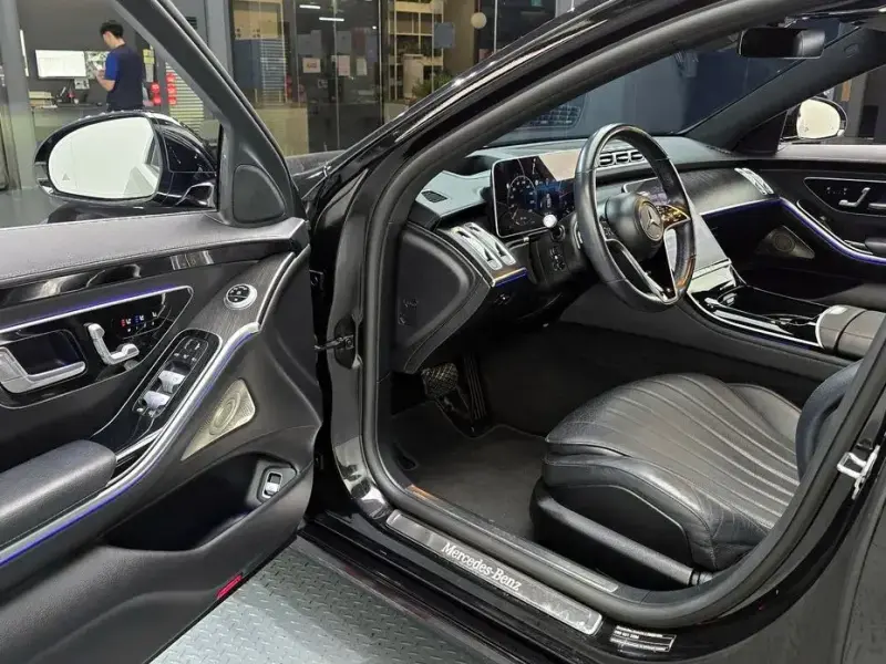 2022 Mercedes-Benz S-Класс с пробегом 54 069 км