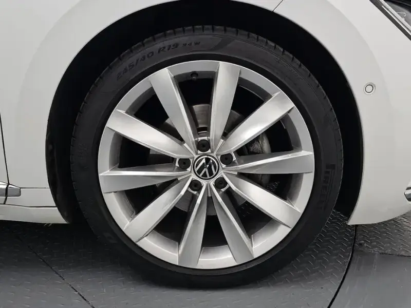 2023 Volkswagen Arteon с пробегом 82 561 км