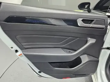 2023 Volkswagen Arteon с пробегом 82 561 км
