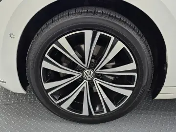 2019 Volkswagen Arteon с пробегом 76 084 км