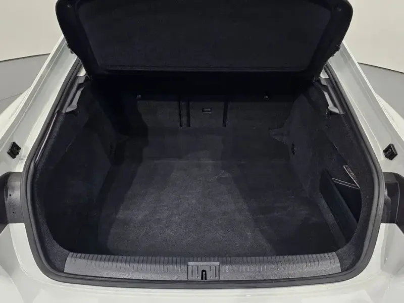 2019 Volkswagen Arteon с пробегом 76 084 км