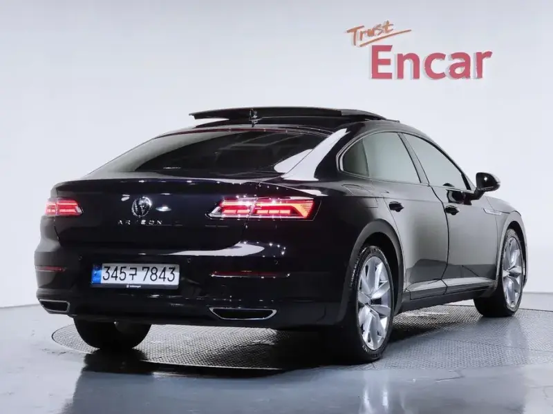 2022 Volkswagen Arteon с пробегом 45 720 км