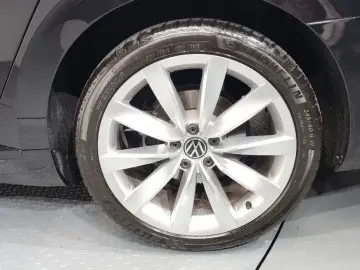 2022 Volkswagen Arteon с пробегом 45 720 км