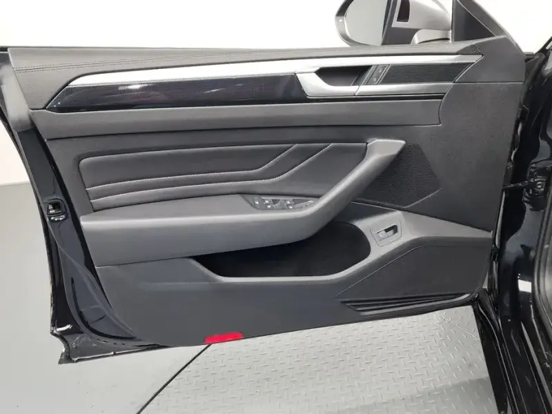 2022 Volkswagen Arteon с пробегом 45 720 км