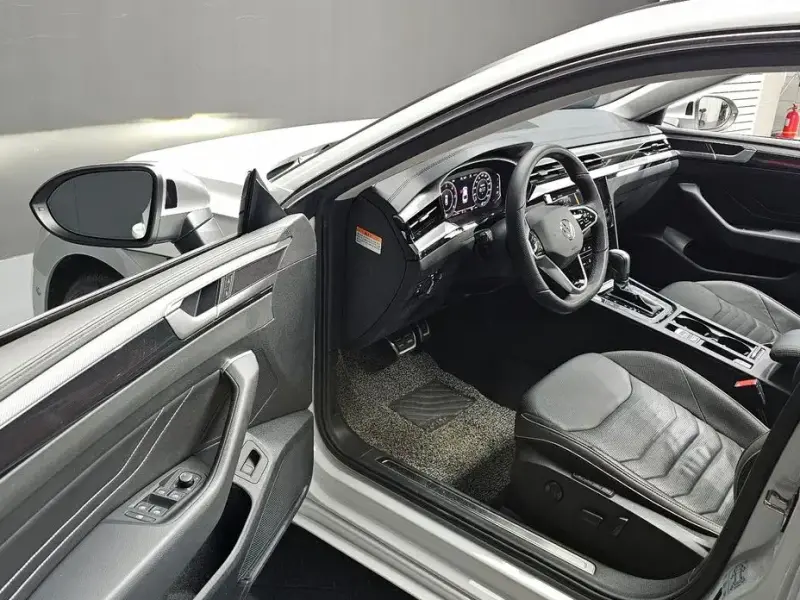 2022 Volkswagen Arteon с пробегом 31 192 км