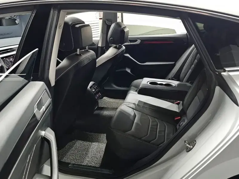 2022 Volkswagen Arteon с пробегом 31 192 км