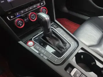 2020 Volkswagen Arteon с пробегом 80 682 км