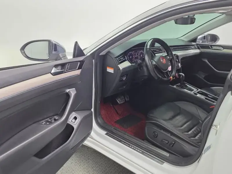 2020 Volkswagen Arteon с пробегом 80 682 км