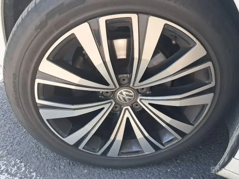 2019 Volkswagen Arteon с пробегом 128 912 км