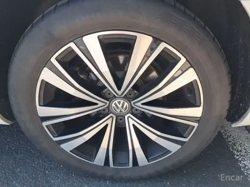 2019 Volkswagen Arteon с пробегом 128 912 км