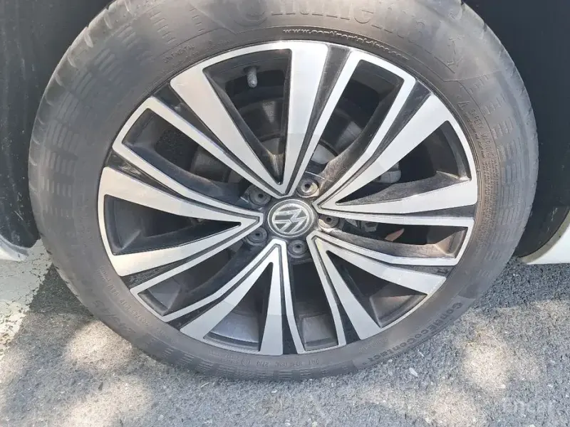 2019 Volkswagen Arteon с пробегом 128 912 км