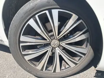 2019 Volkswagen Arteon с пробегом 128 912 км