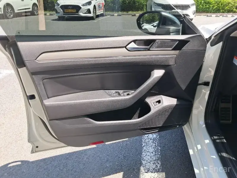 2019 Volkswagen Arteon с пробегом 128 912 км