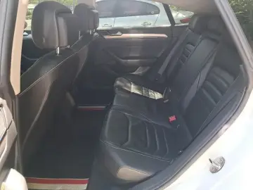 2019 Volkswagen Arteon с пробегом 128 912 км