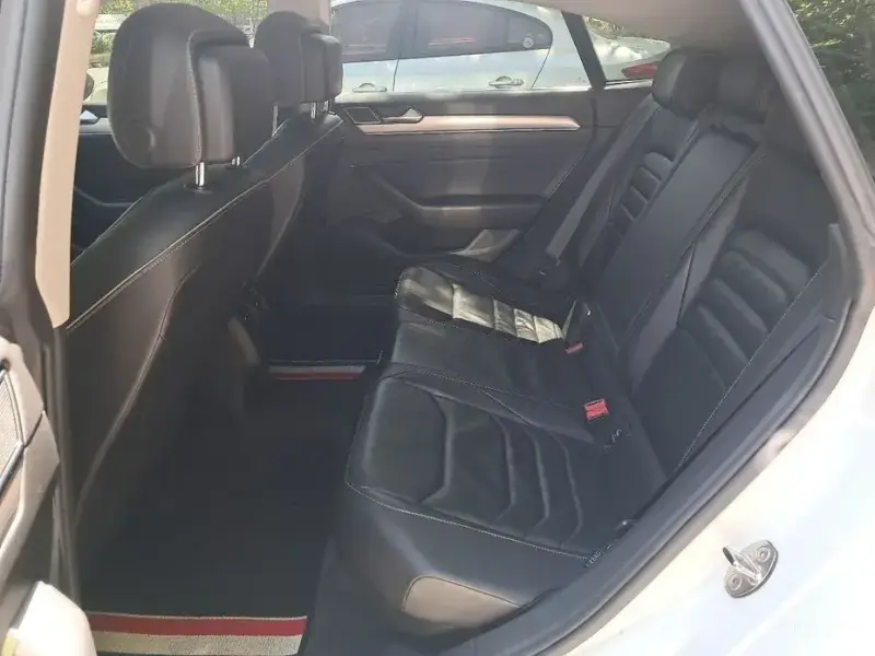 2019 Volkswagen Arteon с пробегом 128 912 км