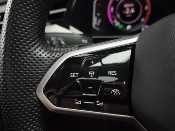 2023 Volkswagen Arteon с пробегом 77 402 км