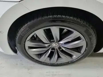 2020 Volkswagen Arteon с пробегом 41 972 км
