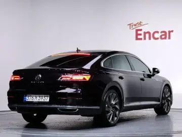 2022 Volkswagen Arteon с пробегом 19 033 км