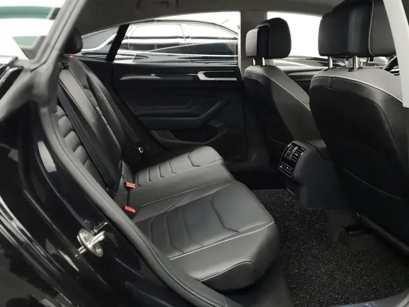 2022 Volkswagen Arteon с пробегом 19 033 км