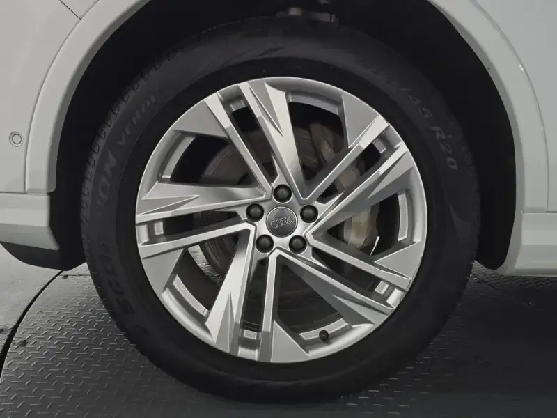 2021 Audi Q7 с пробегом 99 020 км