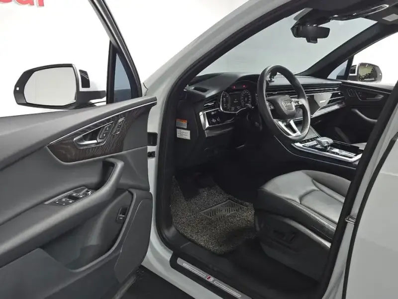 2021 Audi Q7 с пробегом 99 020 км