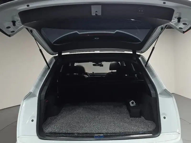 2021 Audi Q7 с пробегом 99 020 км