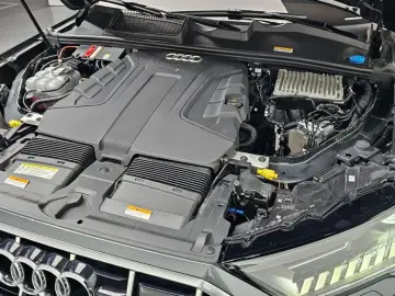 2020 Audi Q7 с пробегом 75 979 км