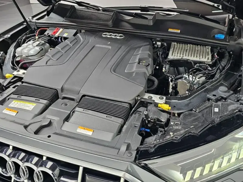 2020 Audi Q7 с пробегом 75 979 км