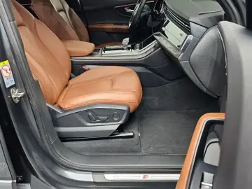 2020 Audi Q7 с пробегом 75 979 км