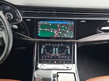 2020 Audi Q7 с пробегом 75 979 км