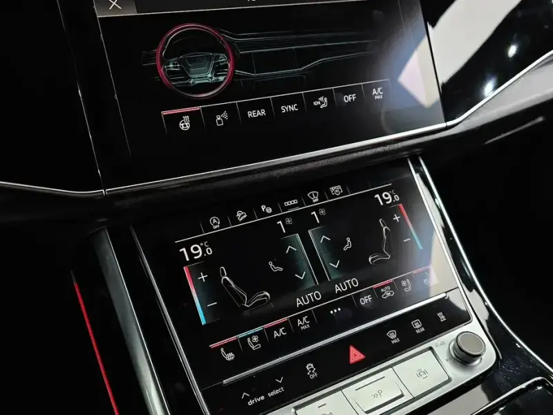 2020 Audi Q7 с пробегом 75 979 км
