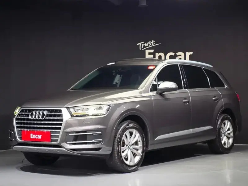 2019 Audi Q7 с пробегом 127 121 км