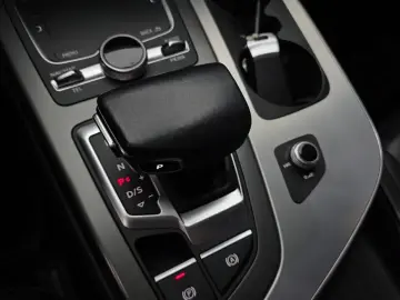 2019 Audi Q7 с пробегом 127 121 км