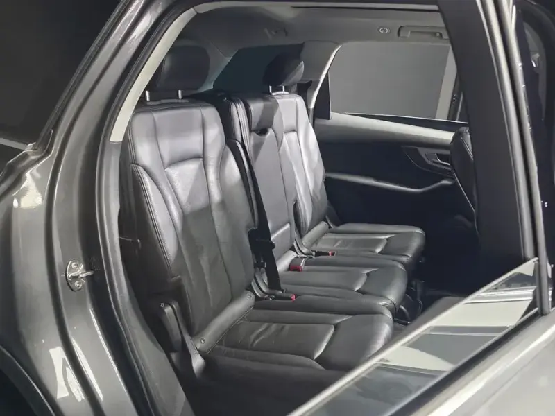 2019 Audi Q7 с пробегом 127 121 км