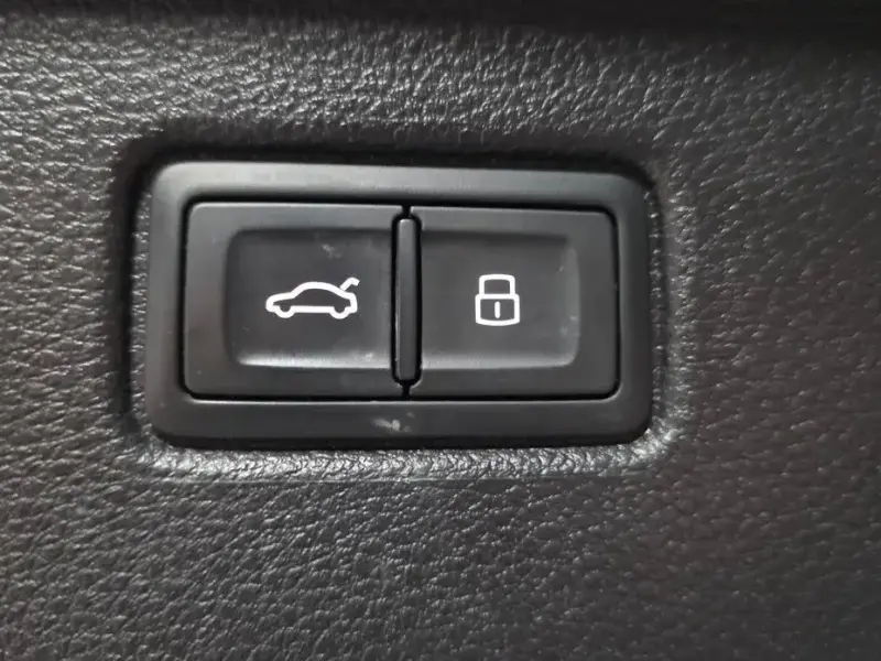 2019 Audi Q7 с пробегом 127 121 км