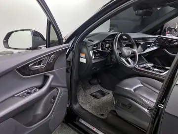 2021 Audi Q7 с пробегом 85 537 км