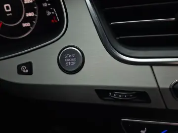 2019 Audi Q7 с пробегом 127 121 км