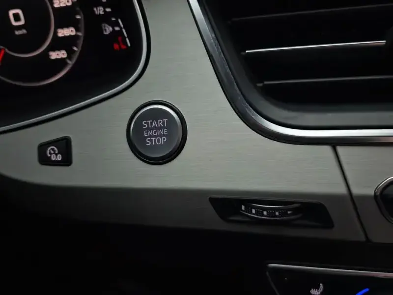 2019 Audi Q7 с пробегом 127 121 км