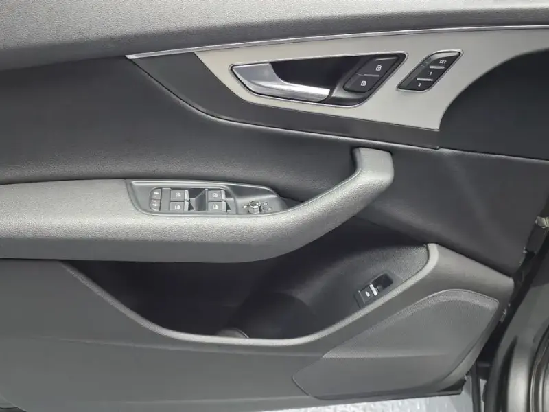 2019 Audi Q7 с пробегом 127 121 км