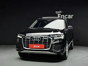 2021 Audi Q7 с пробегом 75 557 км